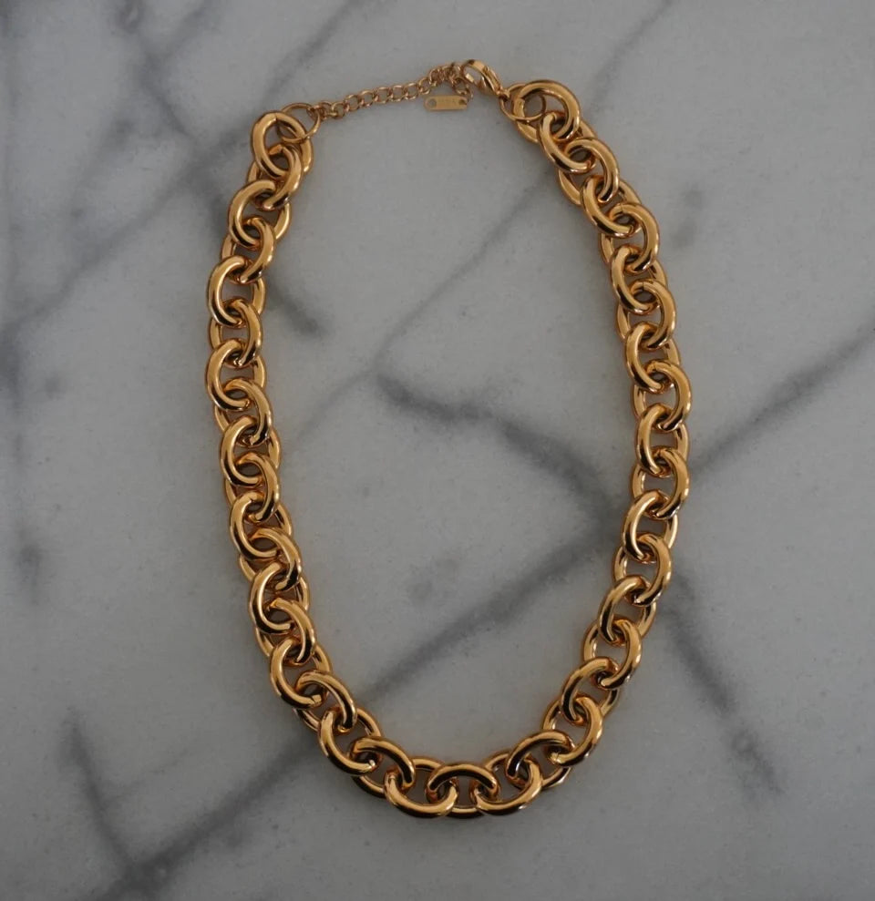 Jazlyn Chunky Chain Necklace