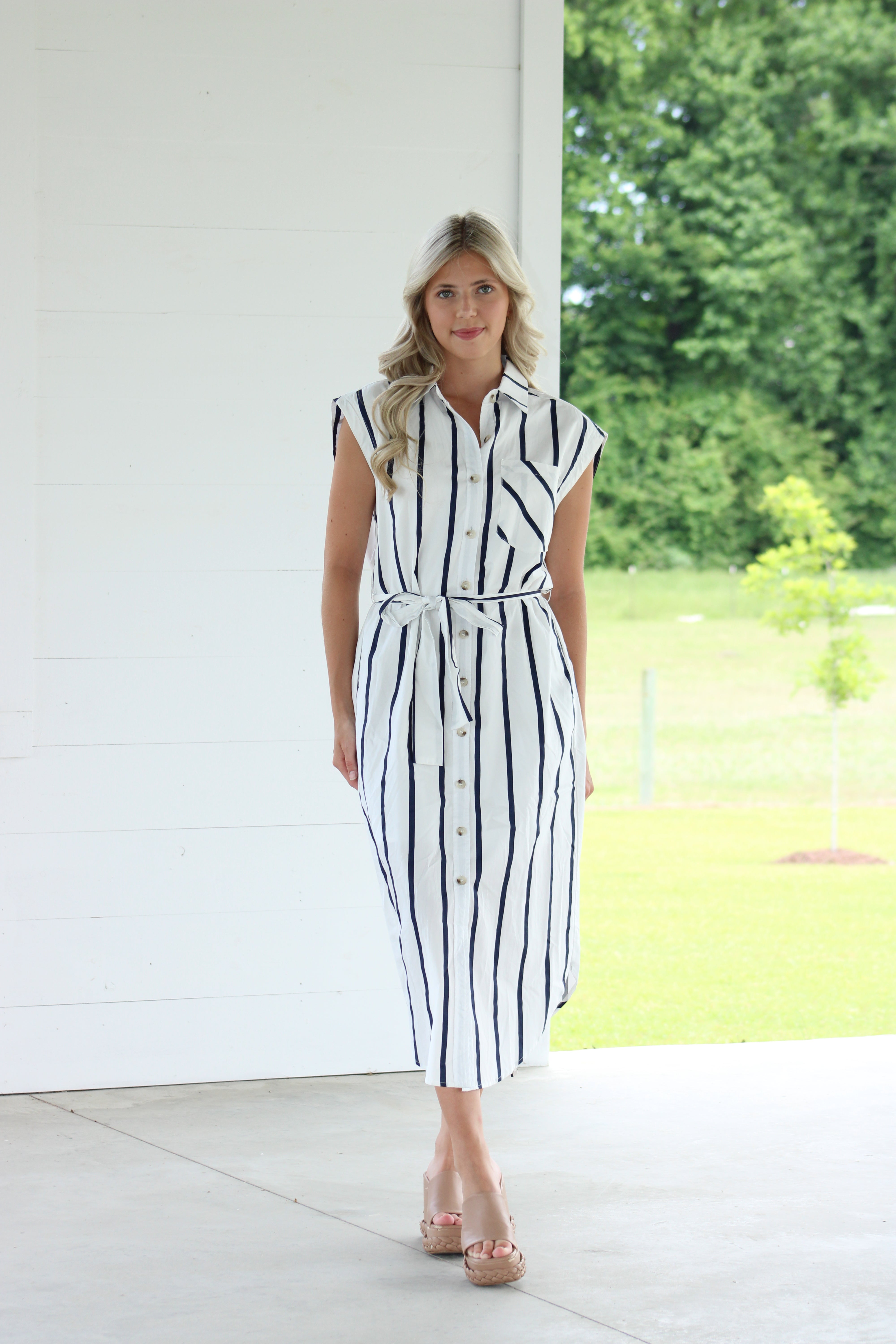 Right On Time Midi Dress - White & Navy