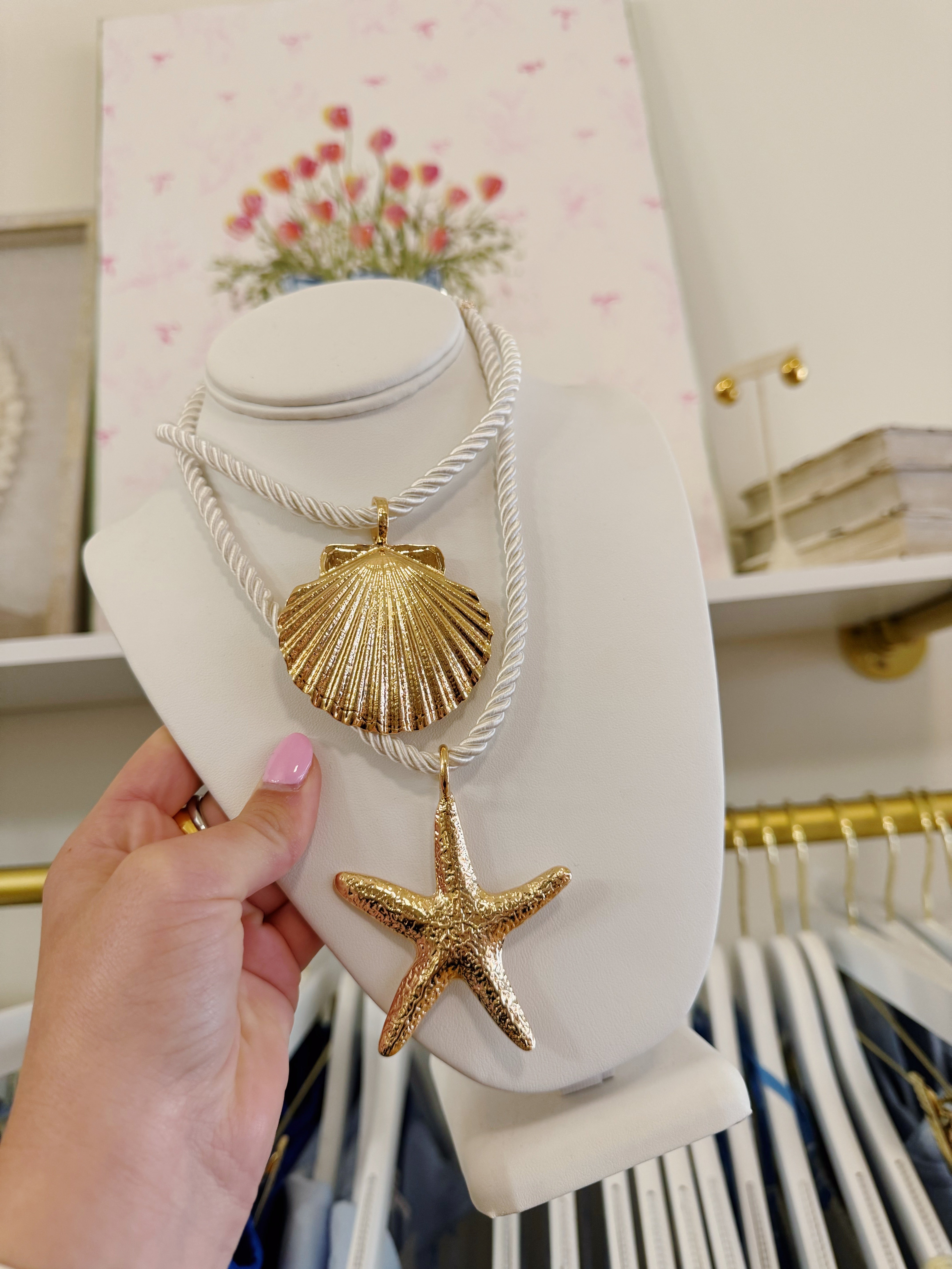 Statement Rope Shell Necklace