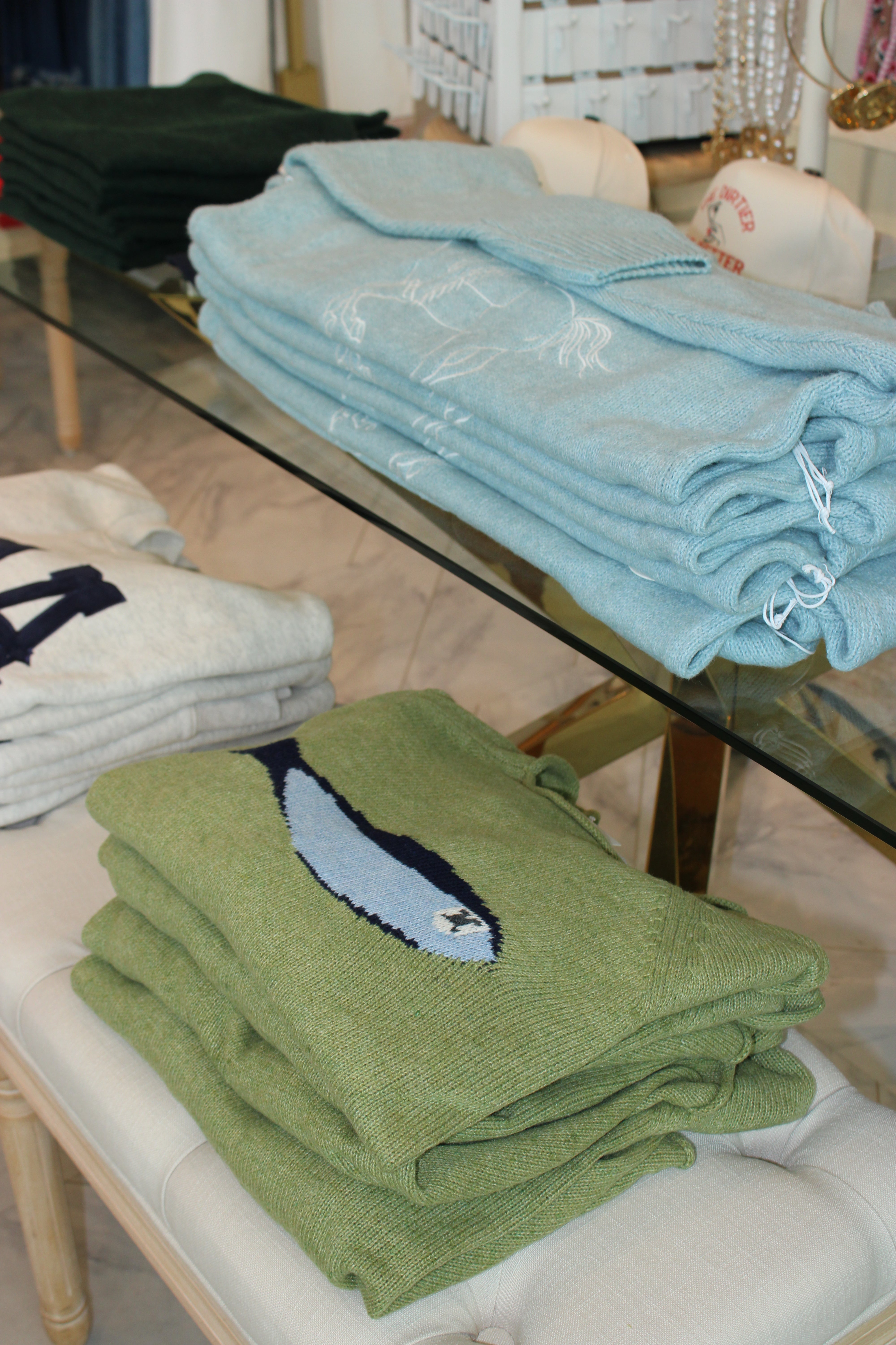 Fall On The Coast Sweater - Olive Green