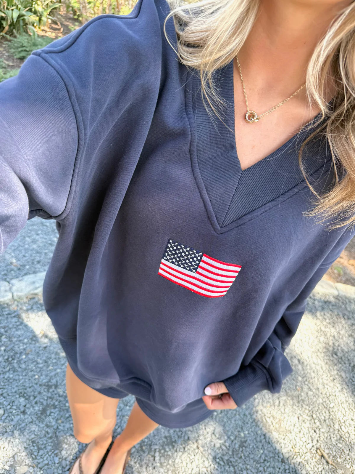 American Flag Embroidered V-Neck Sweatshirt - Navy Blue