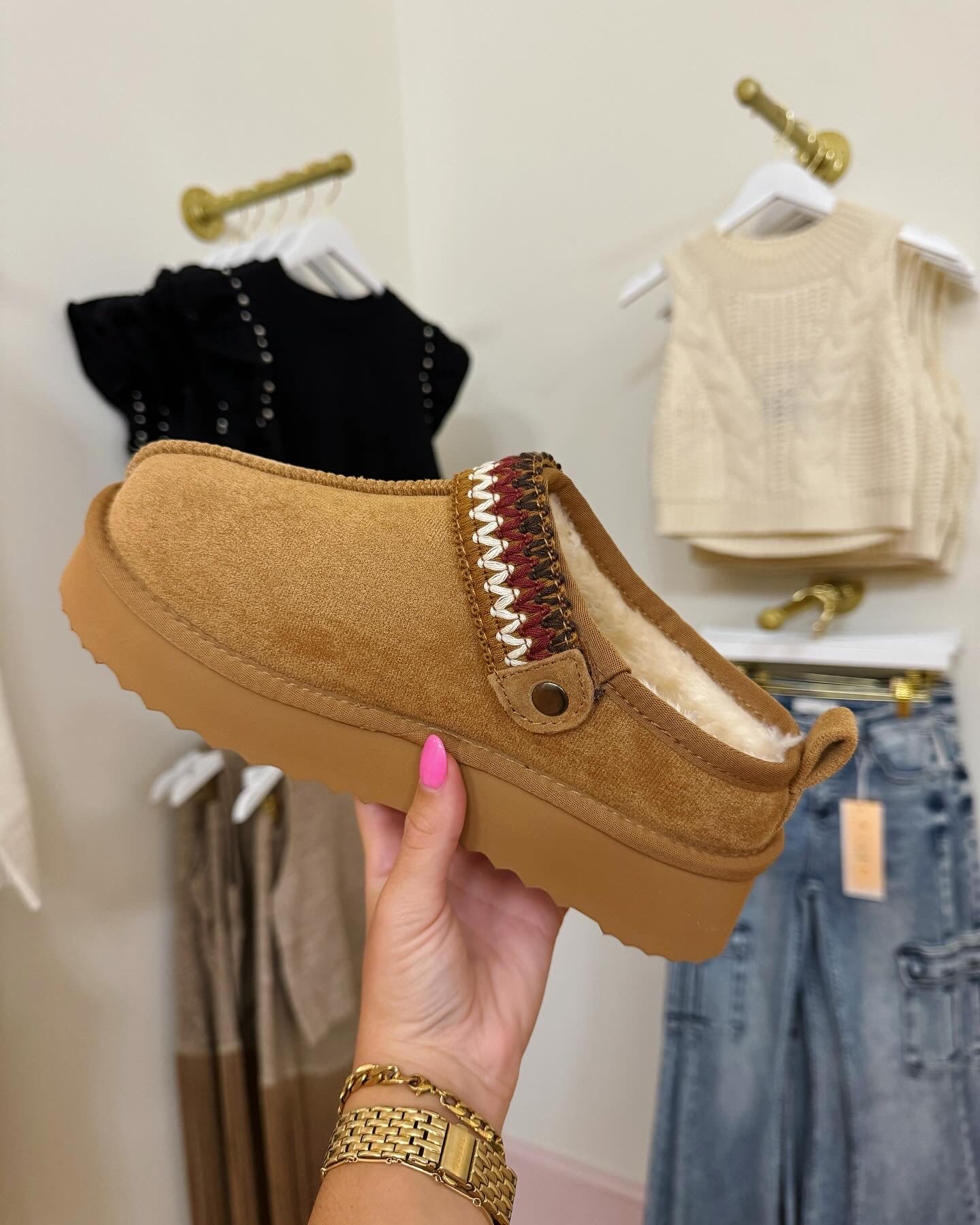 Storm Lounge Mule - Chestnut