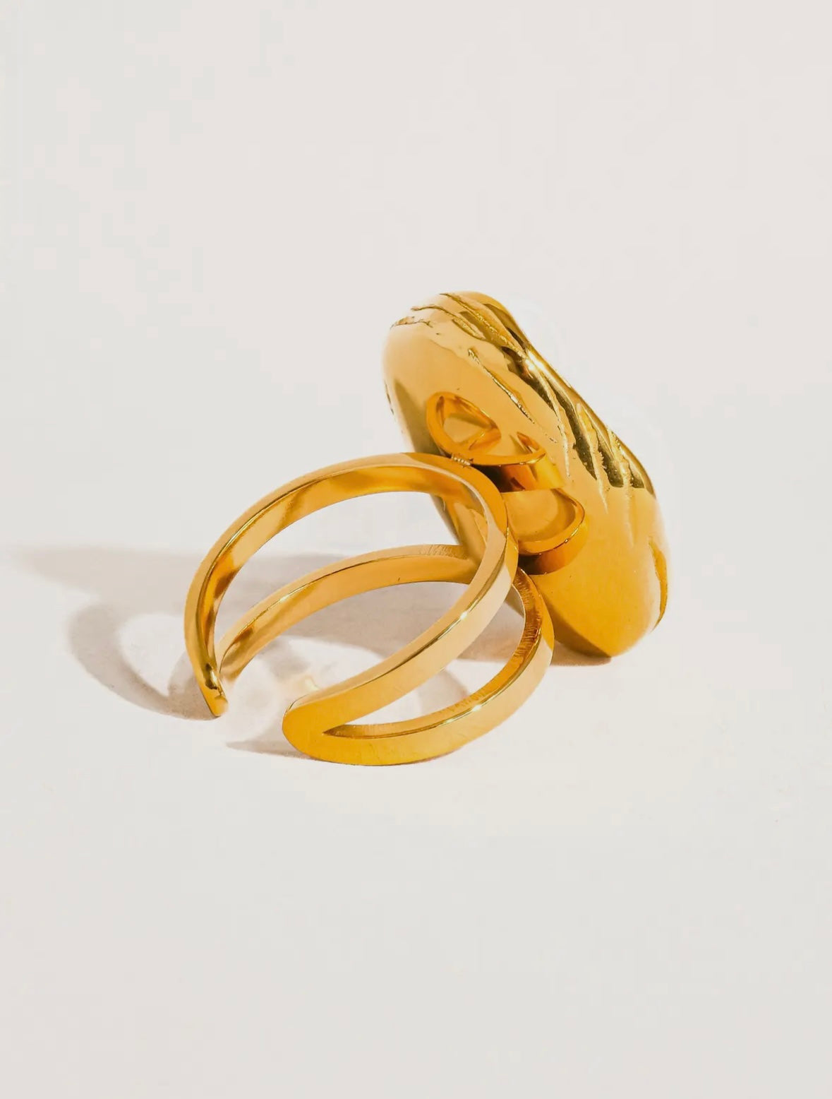 Cameron 18K Gold Non-Tarnish Classic Pearl Round Ring