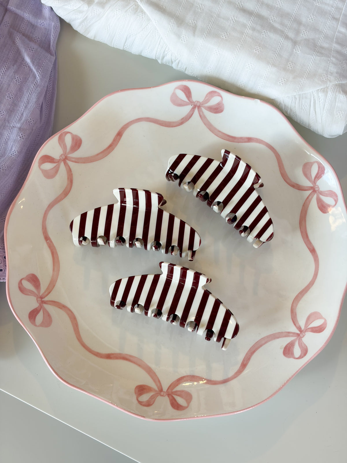 Brown stripe hair claw