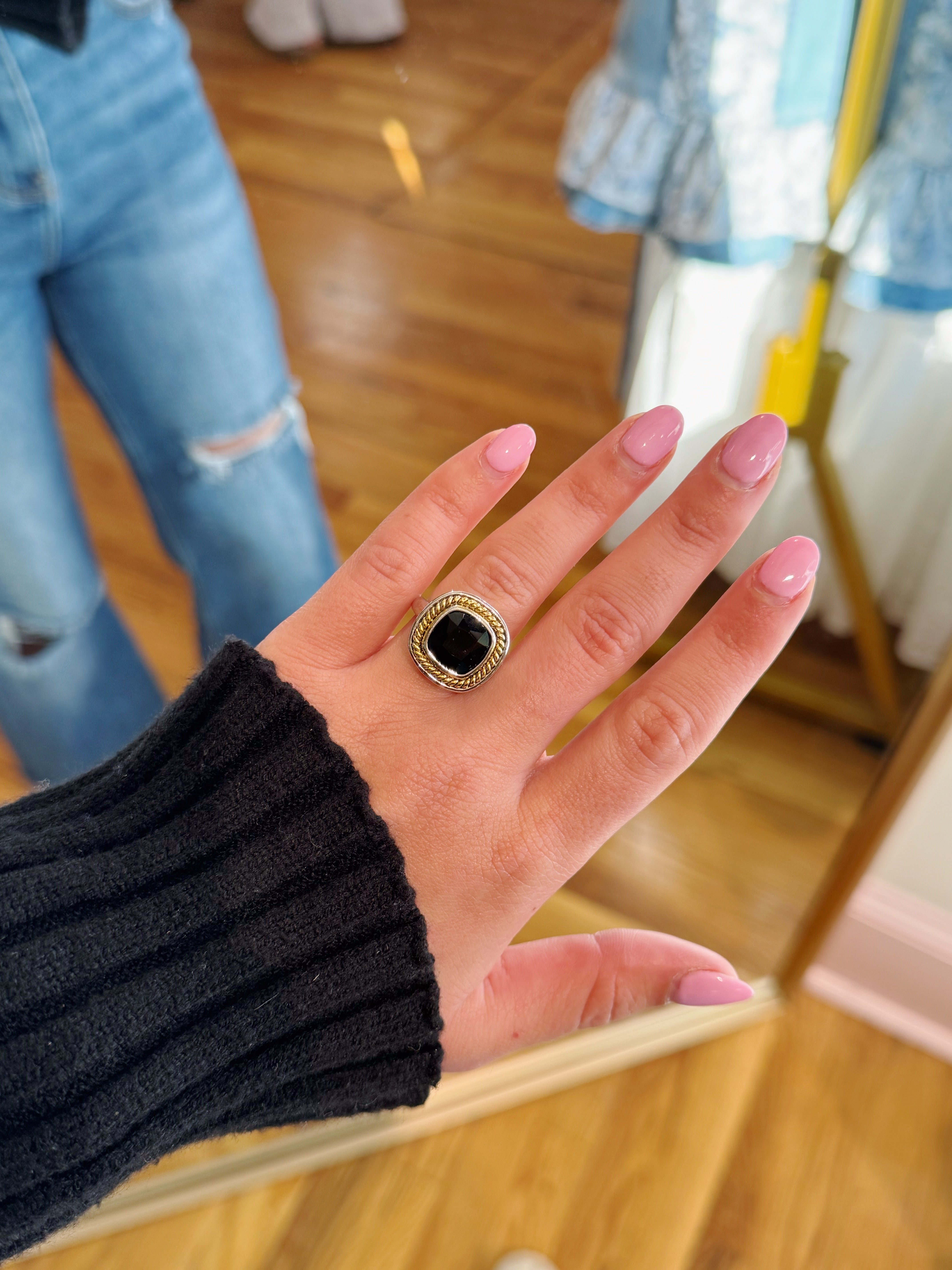 Anika Ring - Black