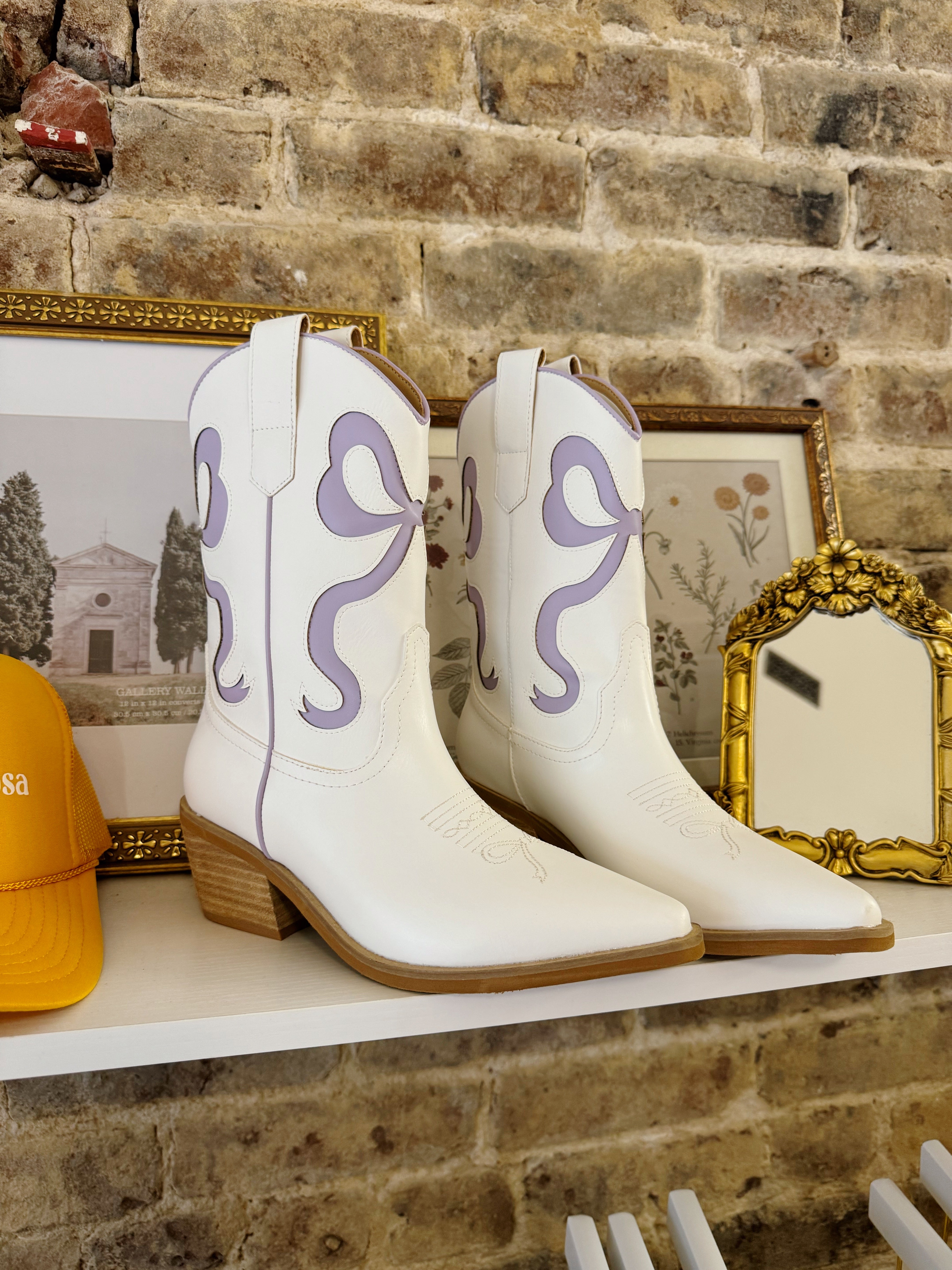 LeClair Western Boots - Lavender