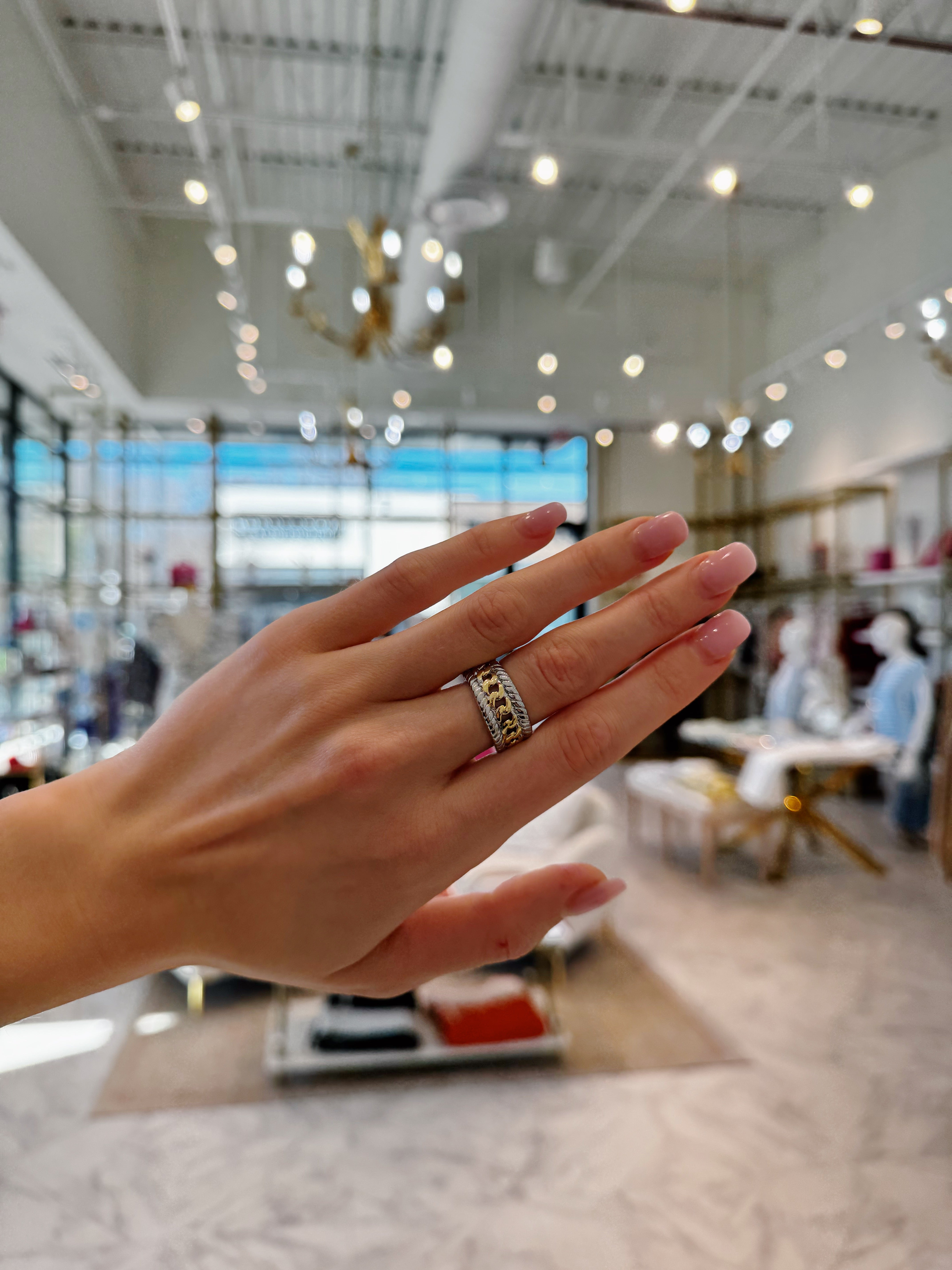 Adjustable Two Toned Chain Ring