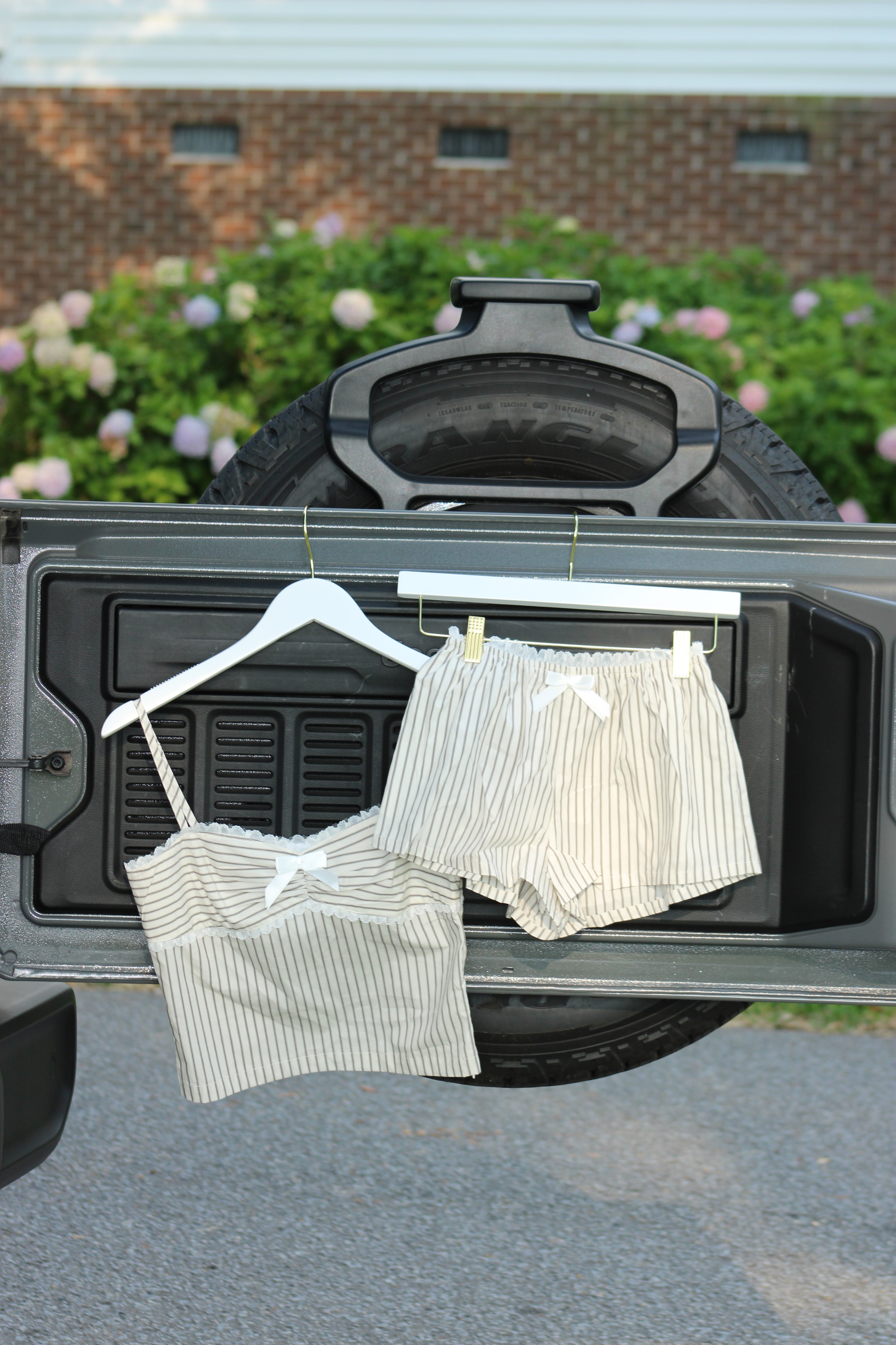 Sunday Breakfast Top - Black Stripe
