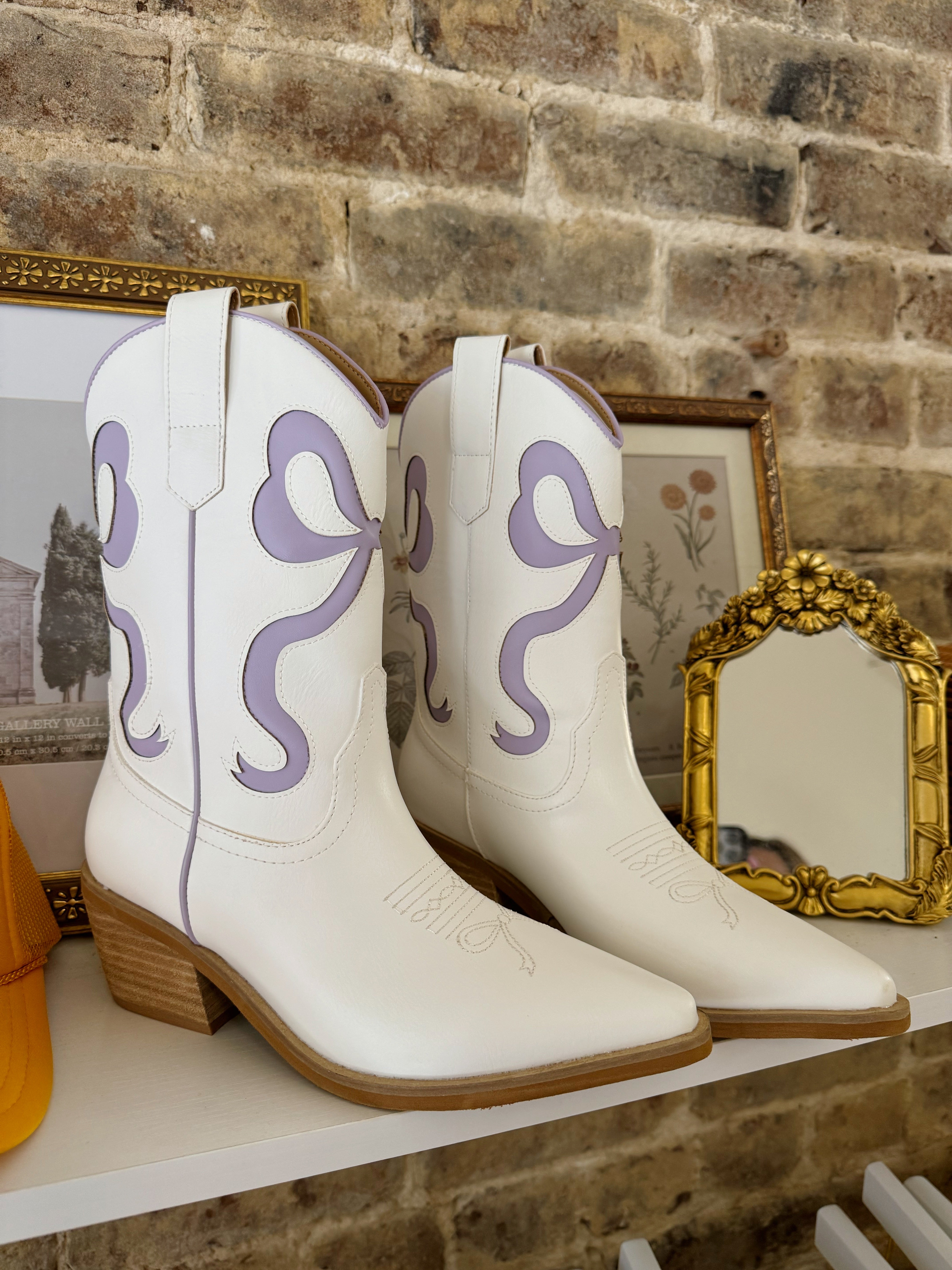 LeClair Western Boots - Lavender