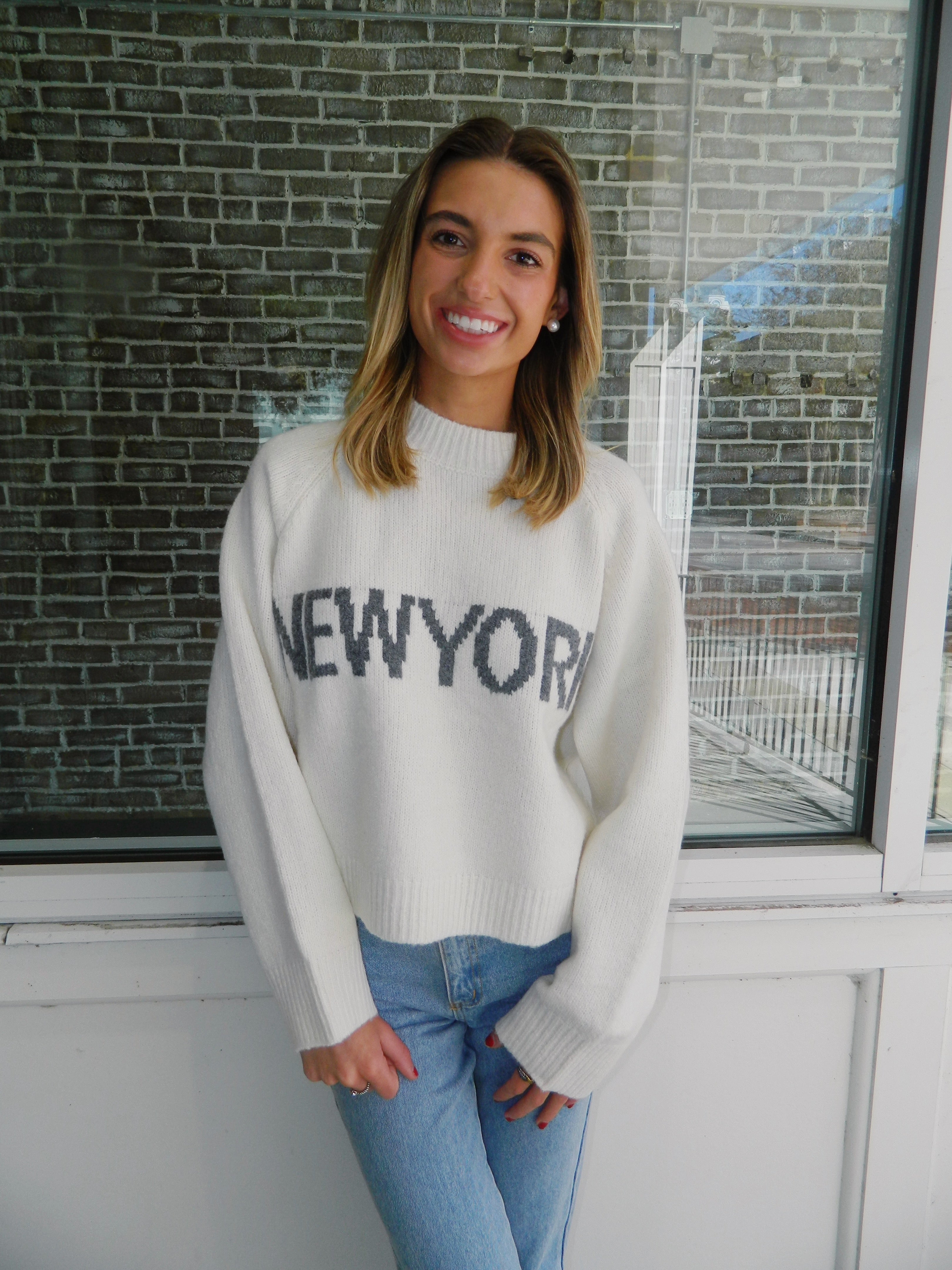 Welcome To New York Sweater - Cream