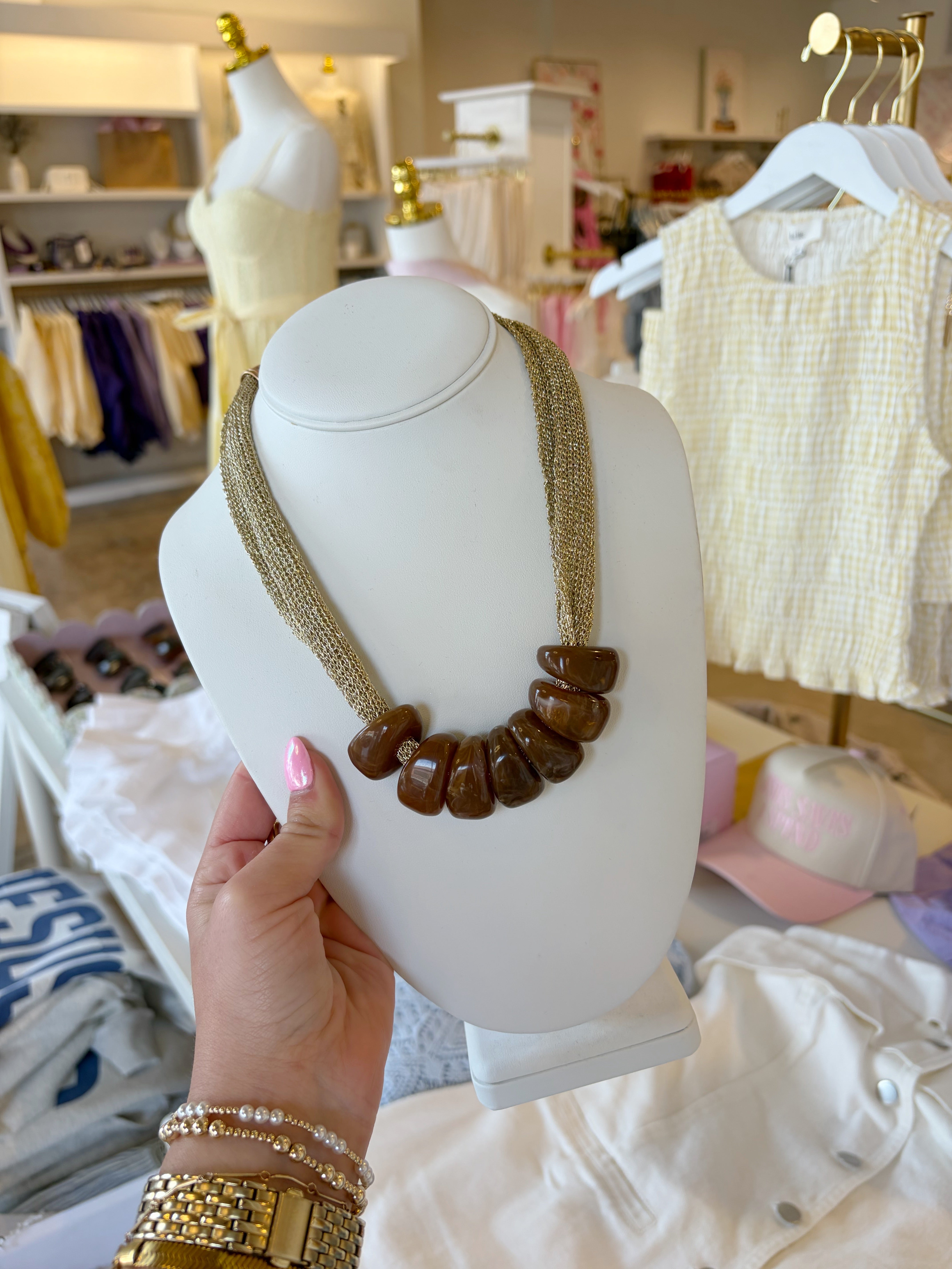Trapezoid Bead Mesh Necklace