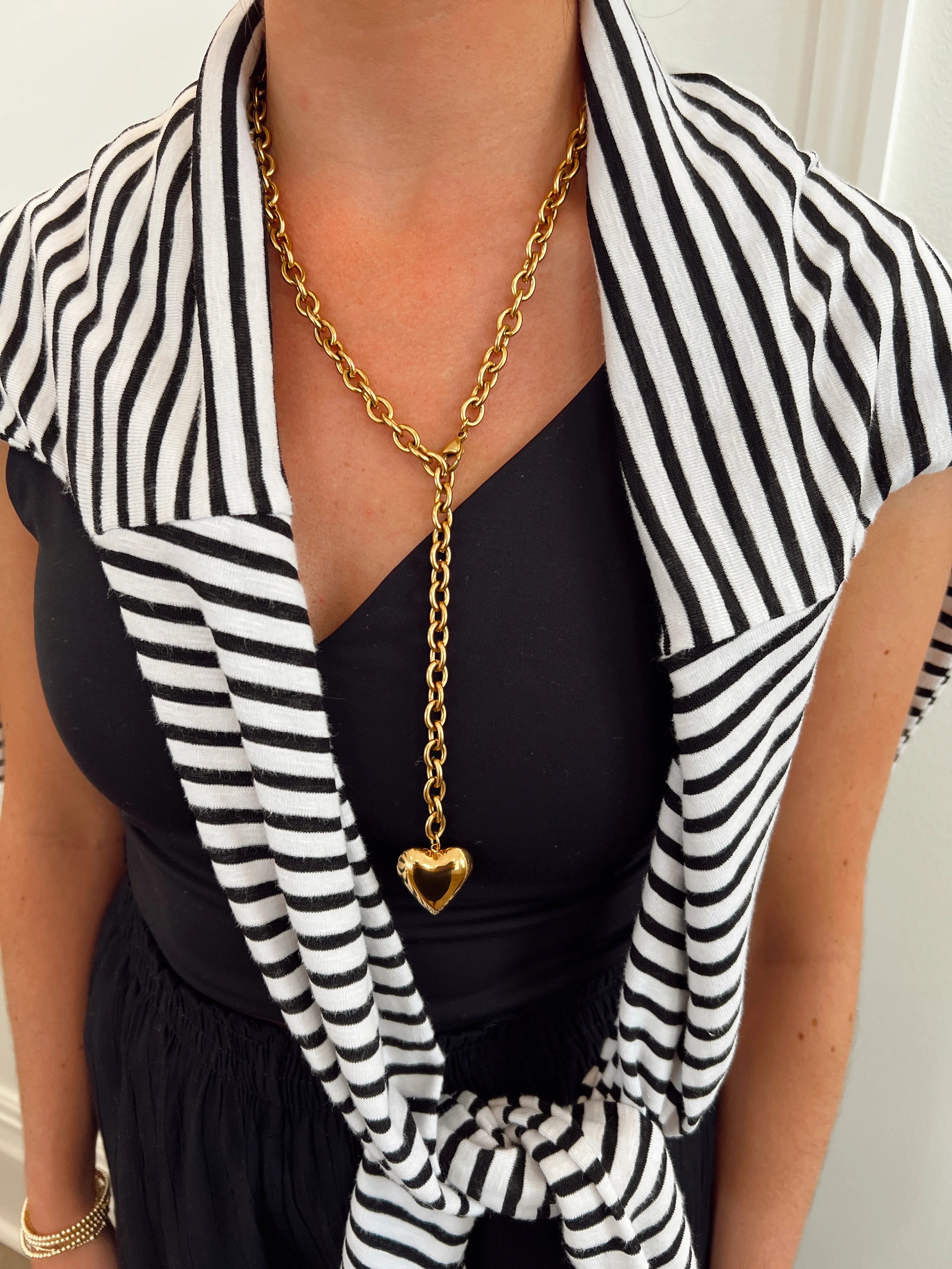 Chain Heart Drop Necklace