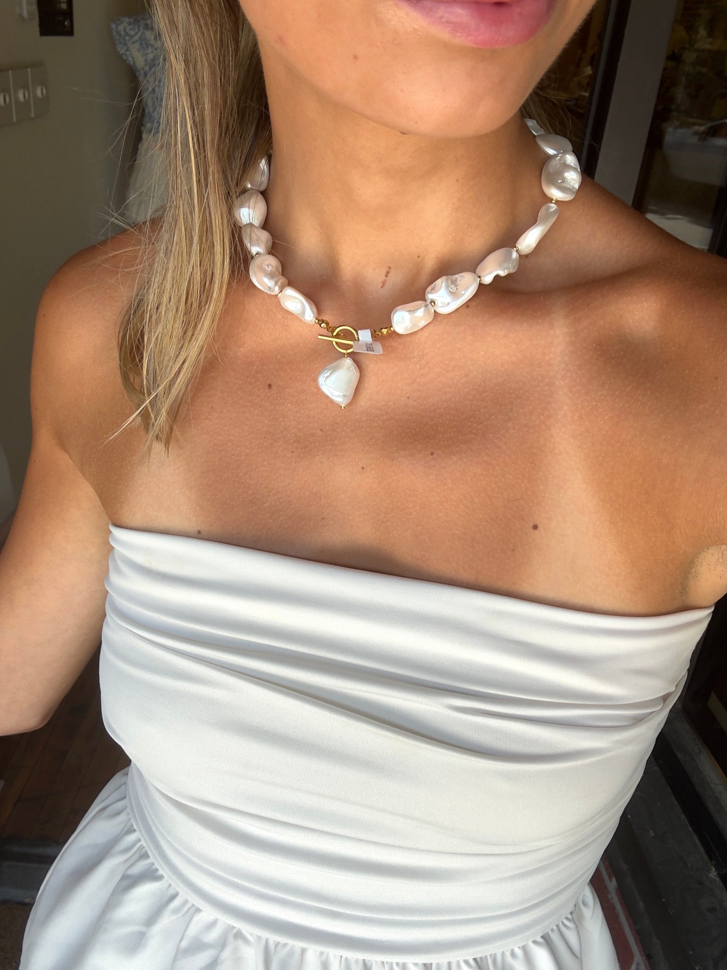Chunky Pearl Necklace - Water Resistant