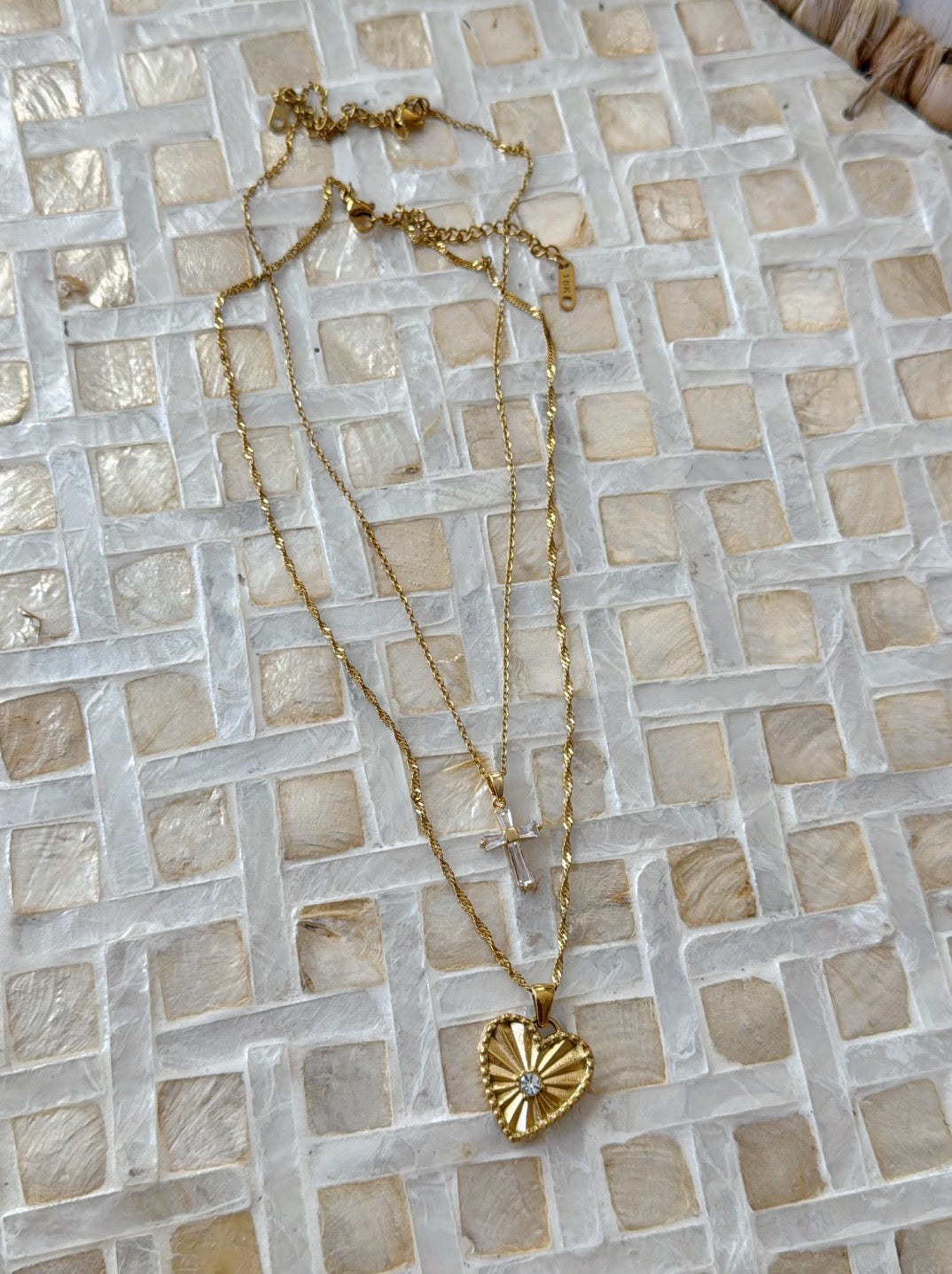 Kinna Heart Necklace - Gold - Water Resistant