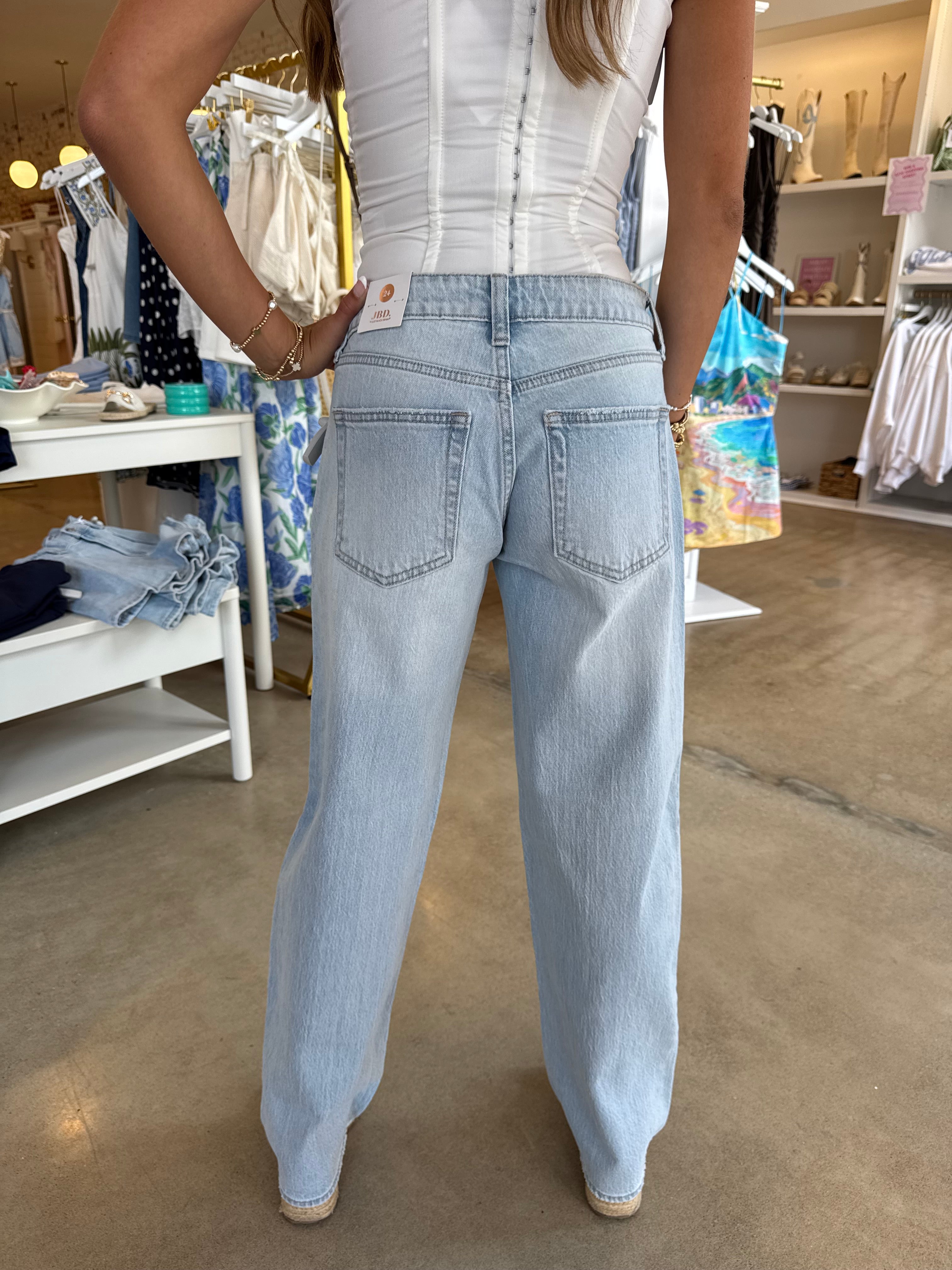 Kenley Low Rise Studded Denim - Light Wash