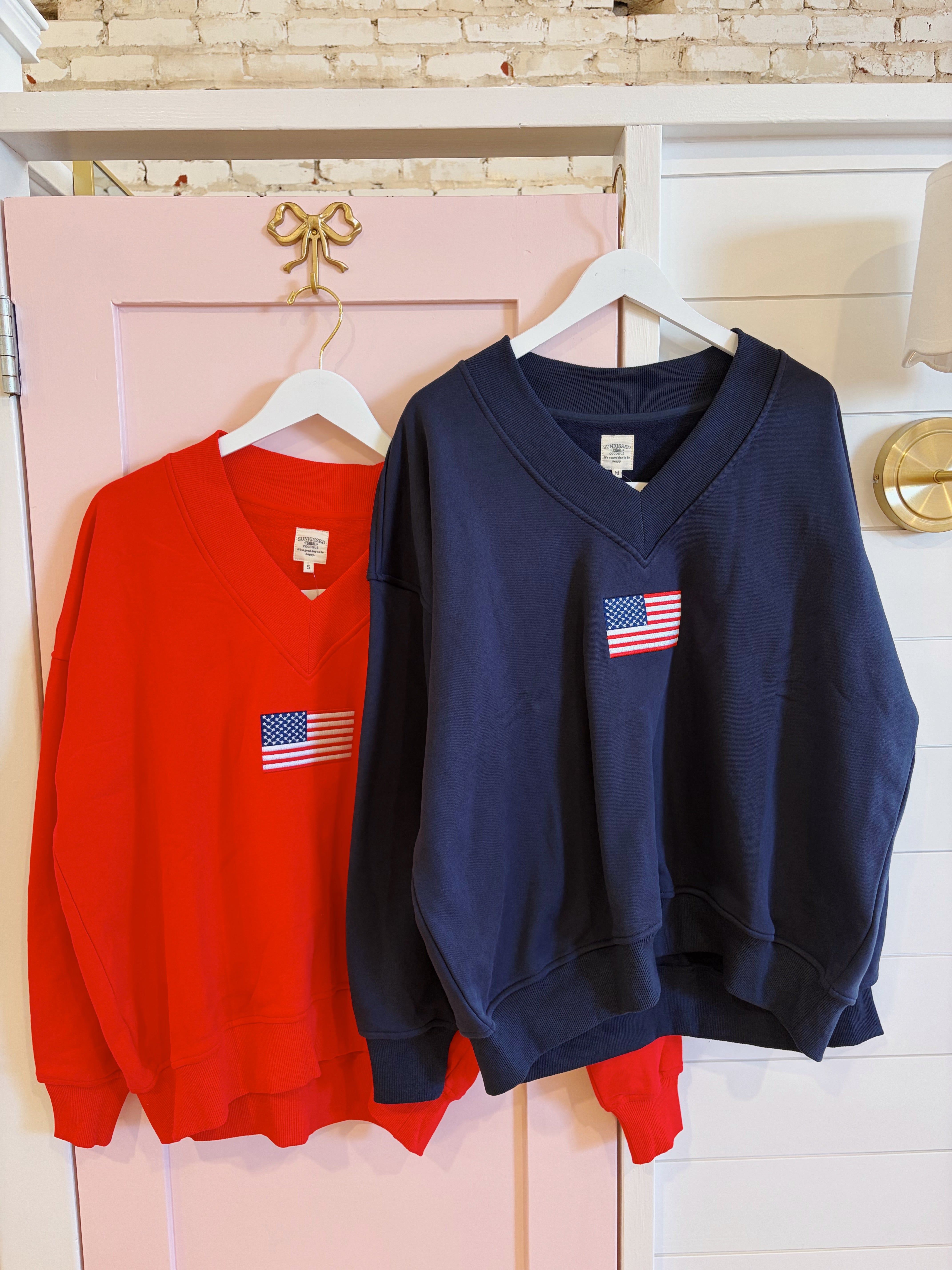 American Flag Embroidered V-Neck Sweatshirt - Red