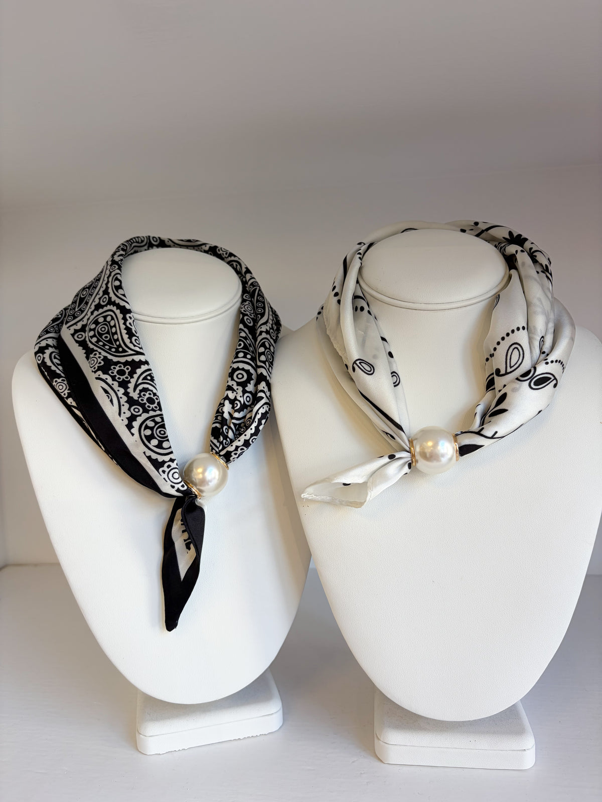 Bandana Pearl Magnetic Scarf Necklace