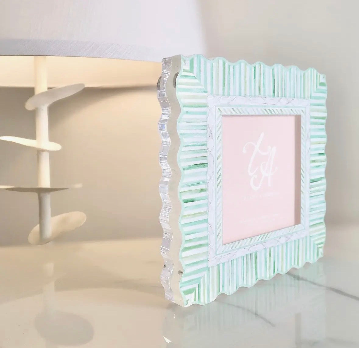 Acrylic Scalloped Magnetic Frame - Green & White