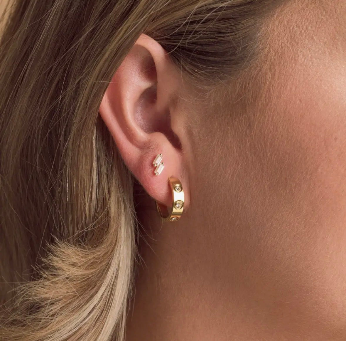 Corinne Gold Hoops - Gold