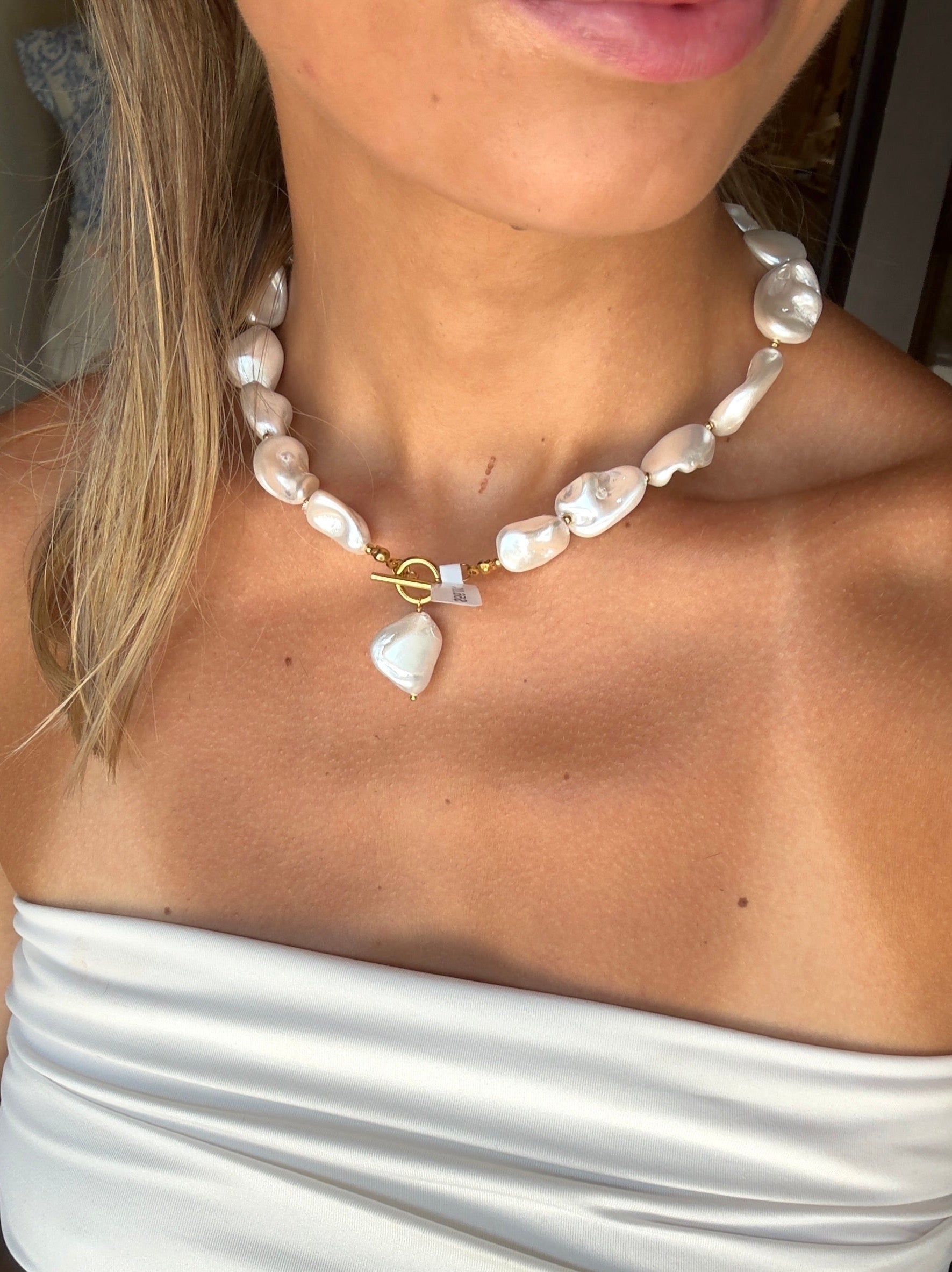 Chunky Pearl Necklace - Water Resistant