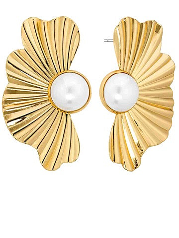 Angelic Earrings - Gold/Pearl