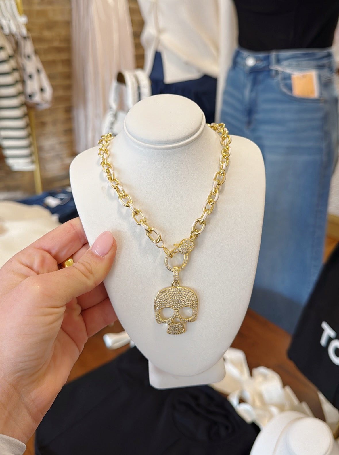 Skull Charm White Chain Necklace - Gold