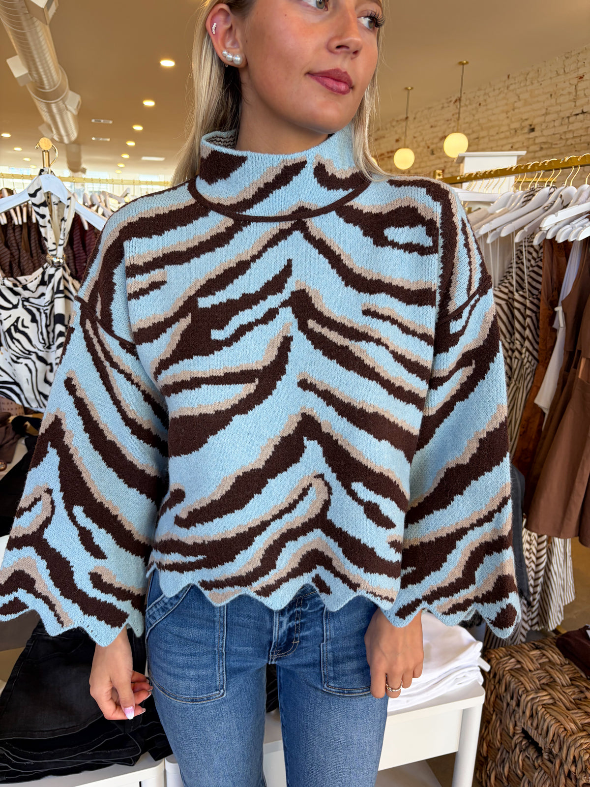 Cayman Sweater - Light Blue Zebra