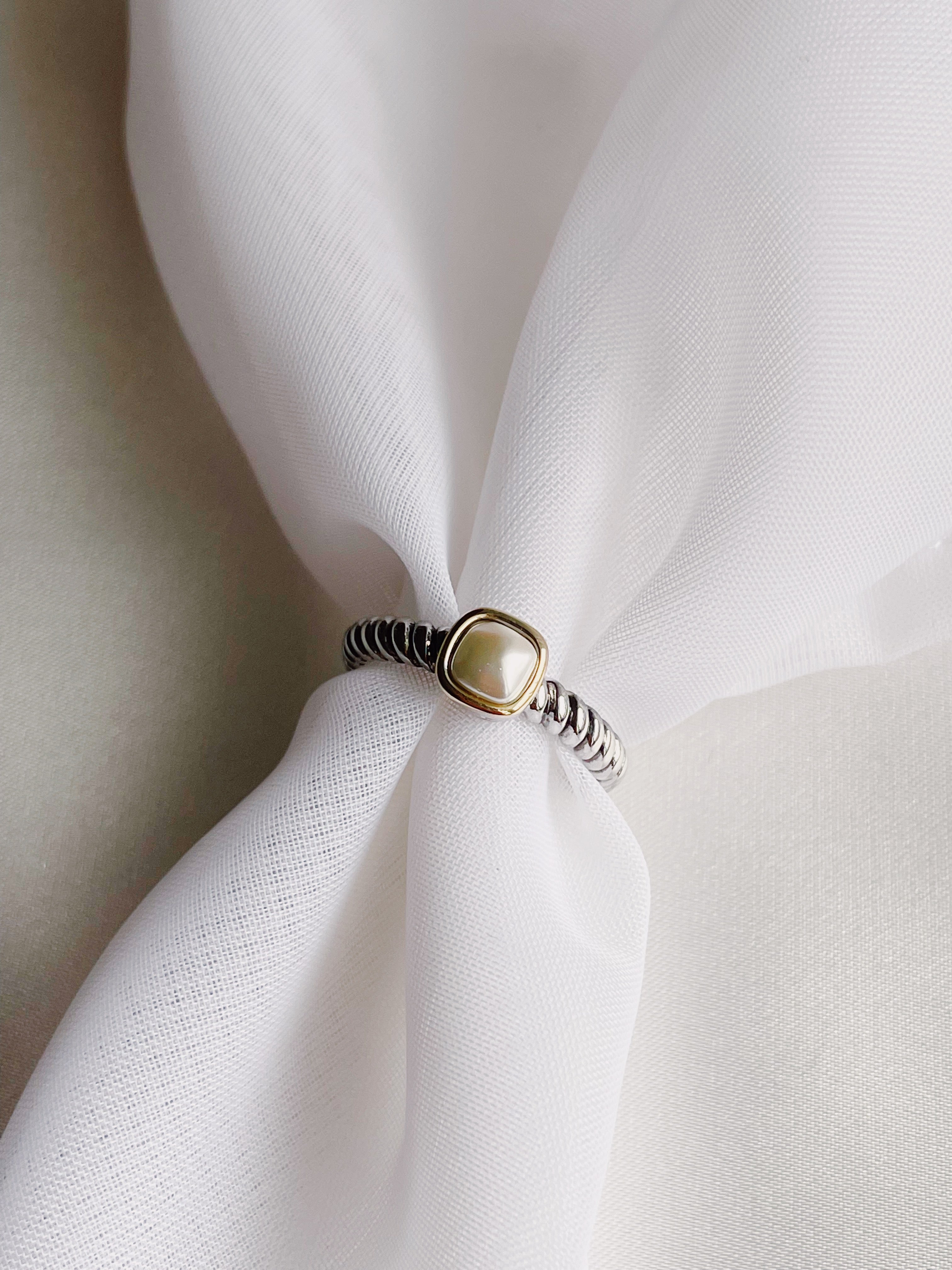 Pearl Cable Ring