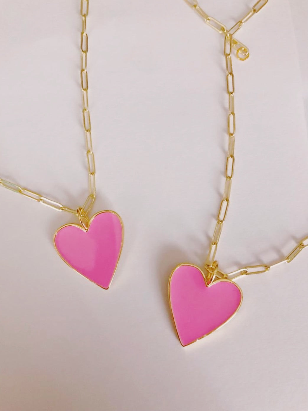Medium “Ava” necklace